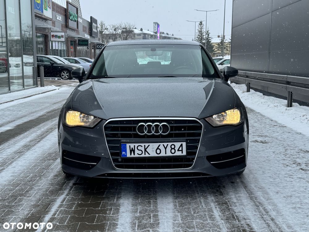 Audi A3 Sportback - 2