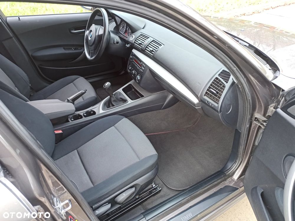 BMW Seria 1 116i - 7