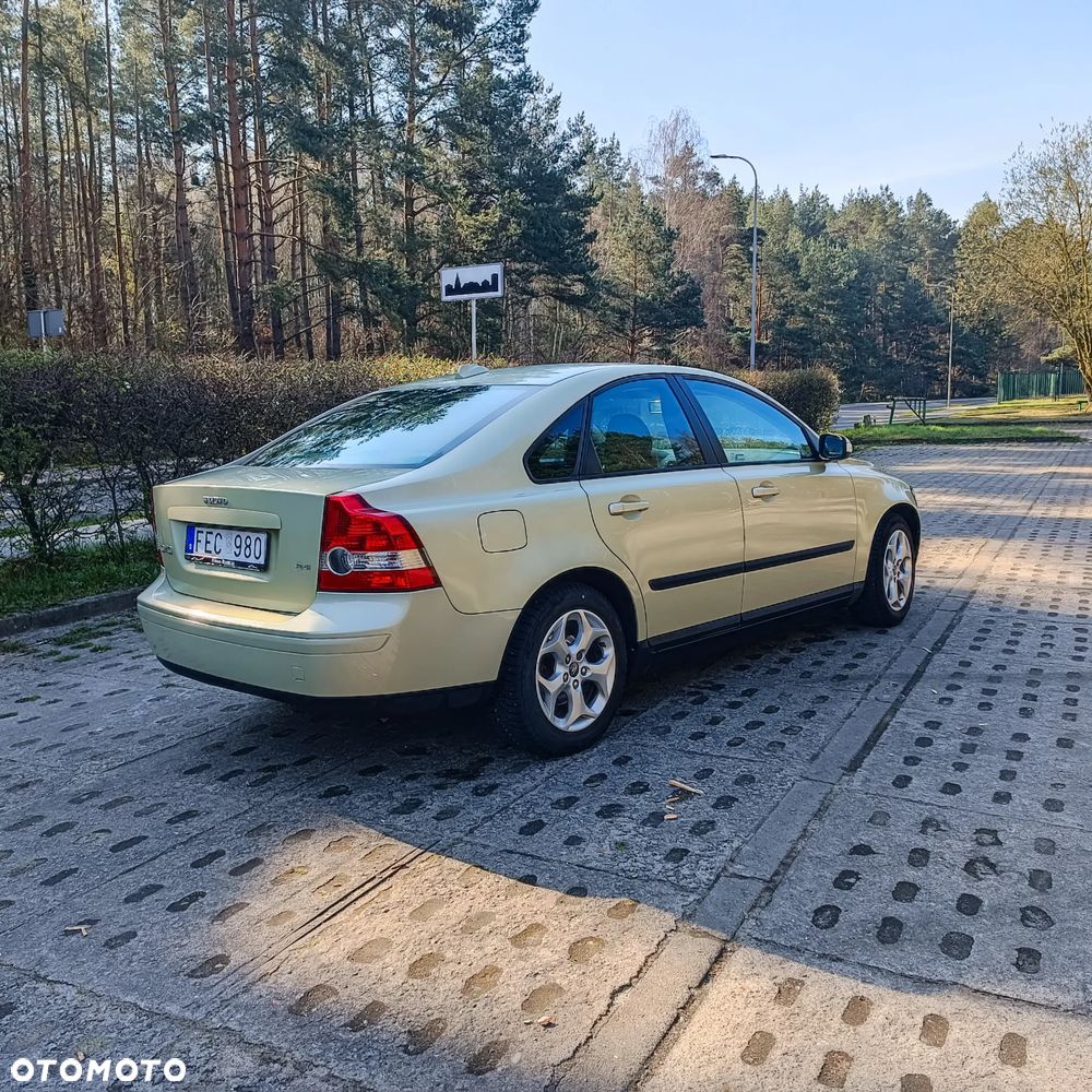 Volvo S40 2.4i RDesign - 3