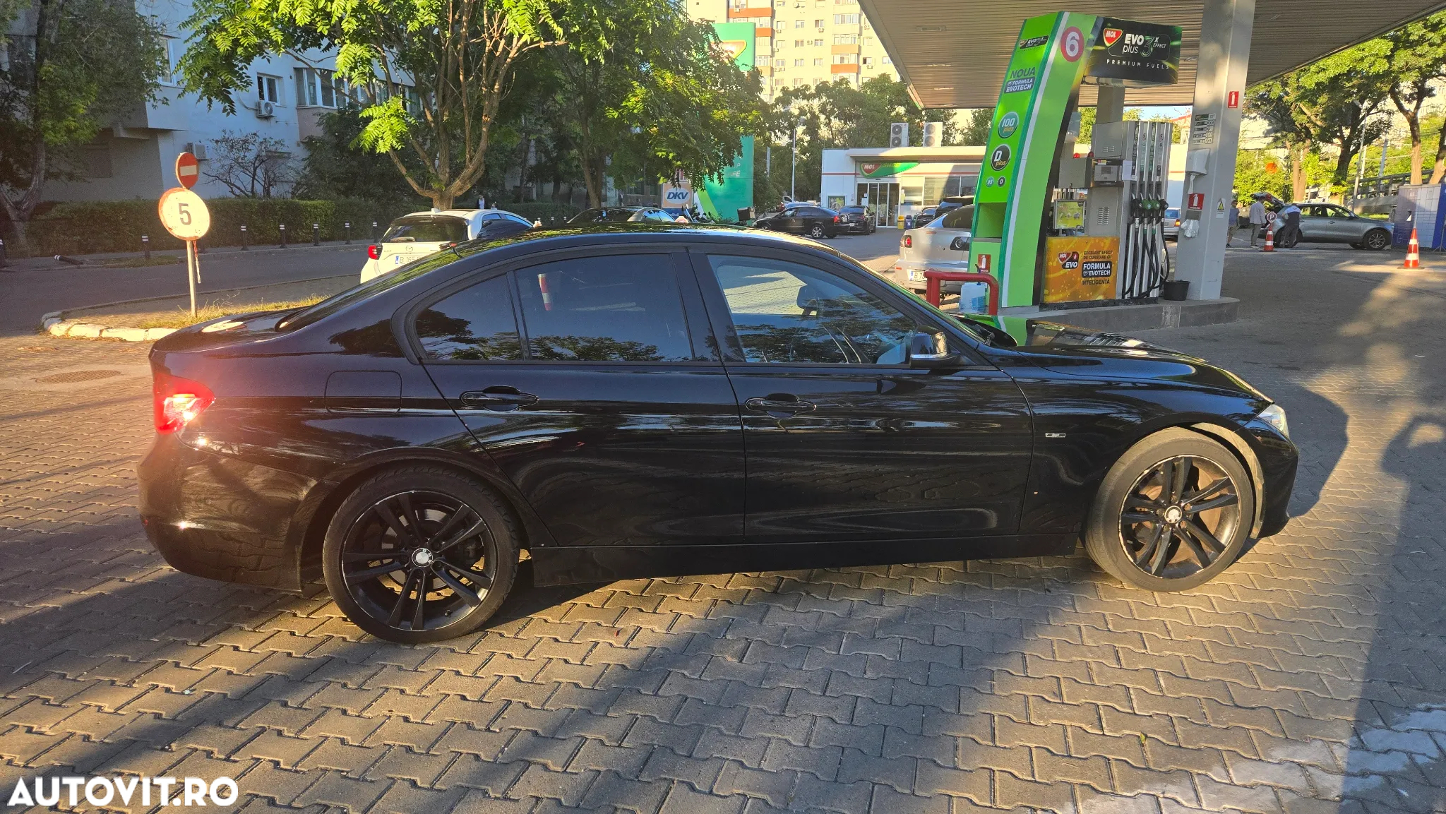 BMW Seria 3 320d - 6
