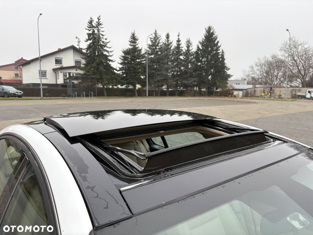 Renault Latitude - 11