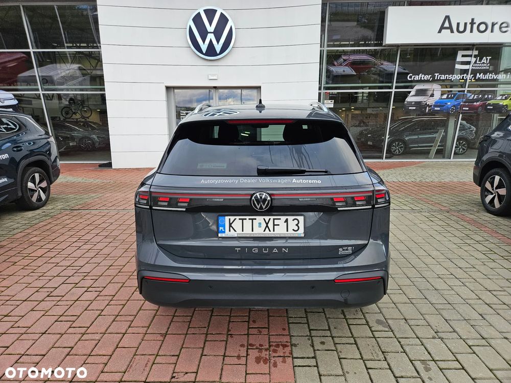 Volkswagen Tiguan - 5