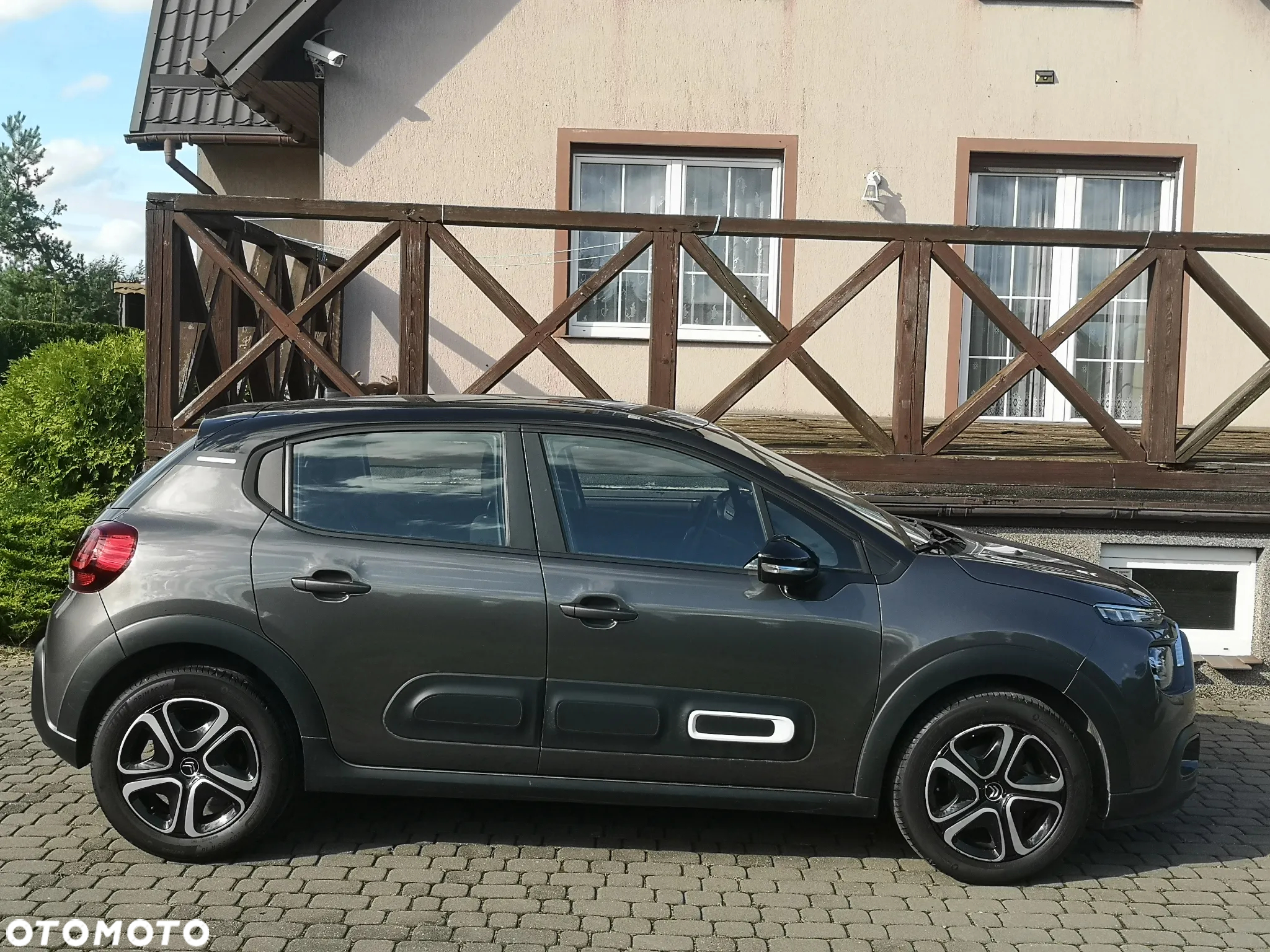 Citroën C3 1.2 PureTech C-Series - 10