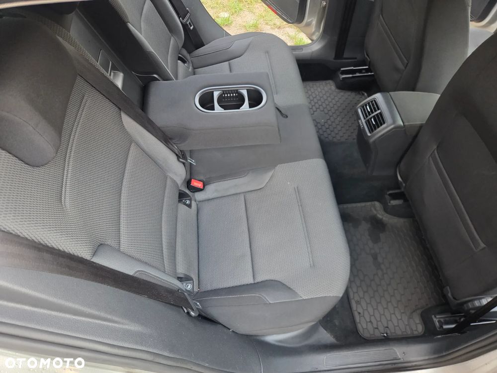 Volkswagen Golf 1.4 TSI BMT Comfortline - 27