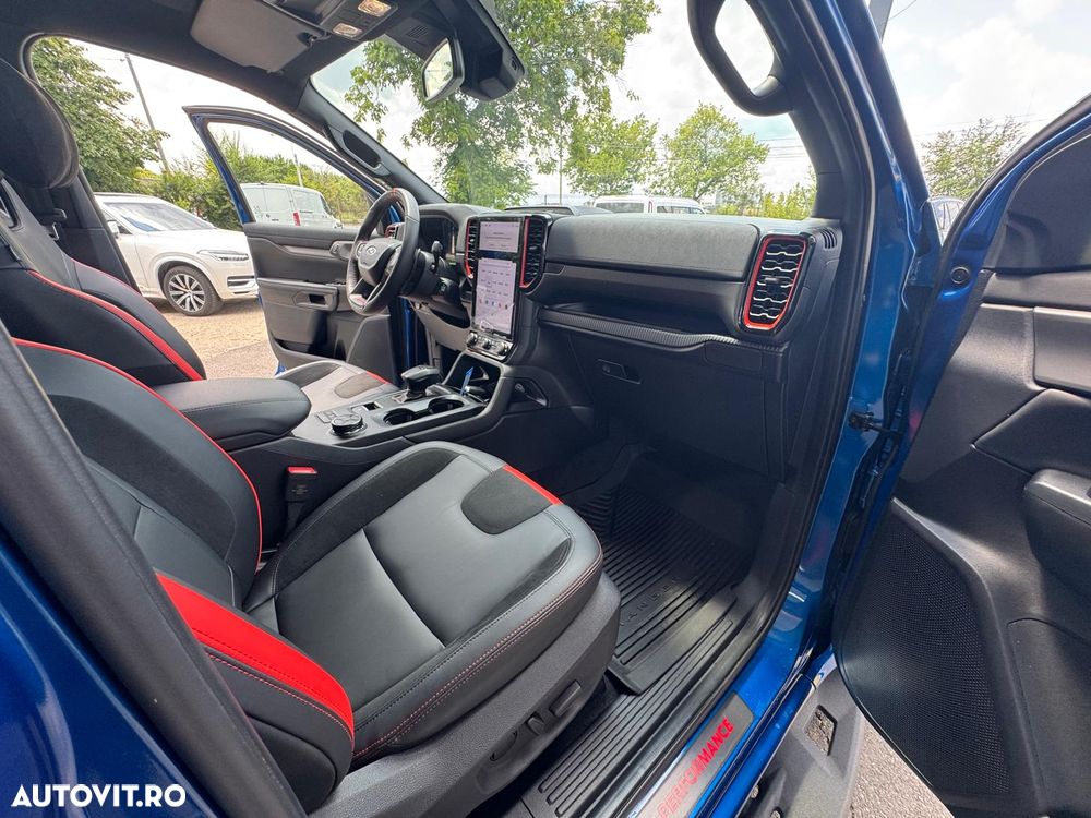 Ford Raptor - 19
