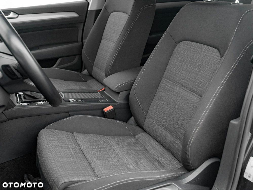 Volkswagen Passat - 14