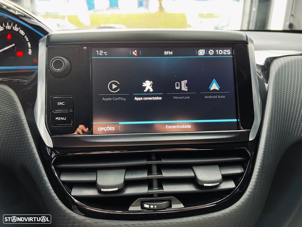 Peugeot 2008 1.2 PureTech Allure - 17