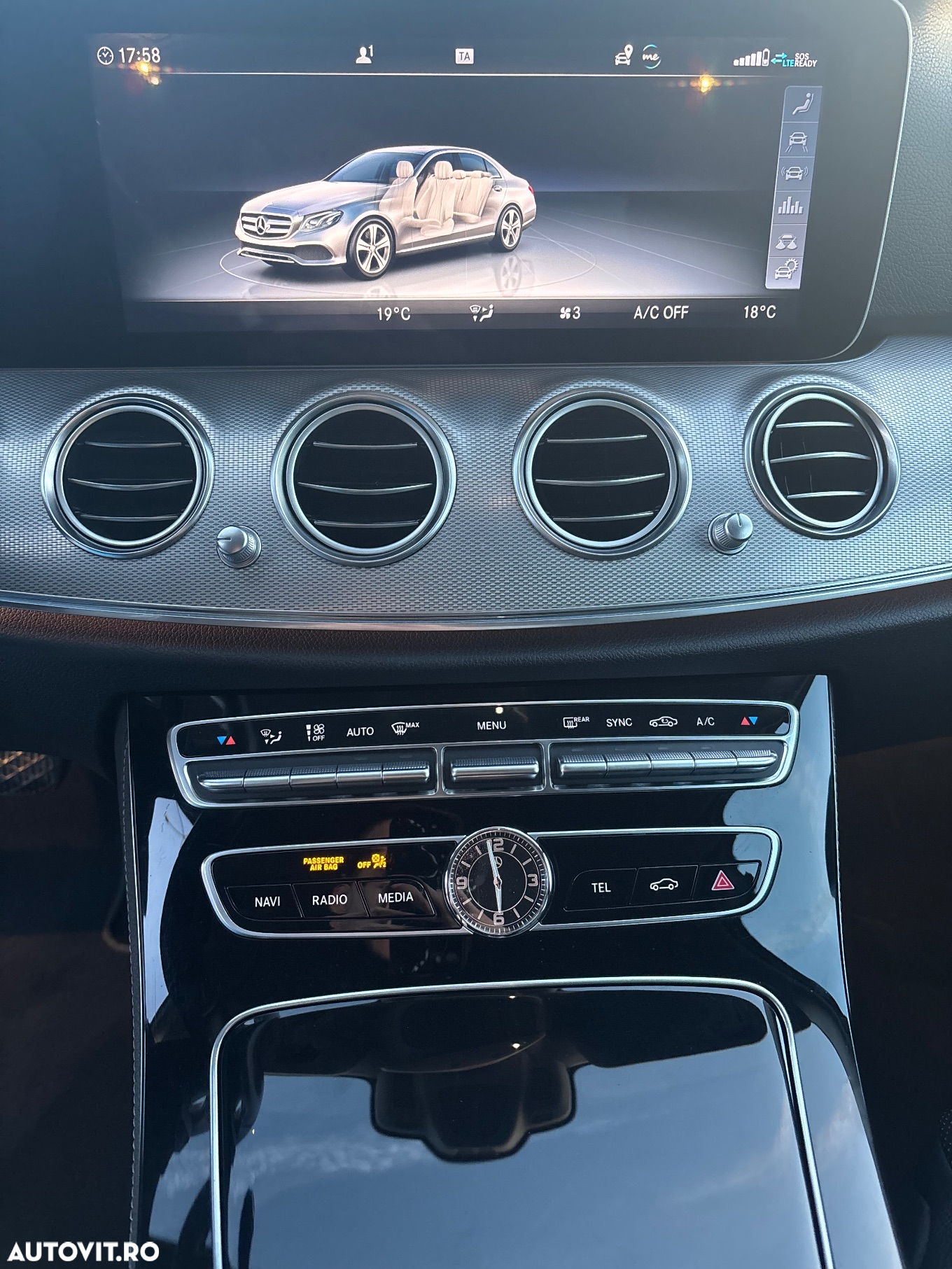 Mercedes-Benz E 220 d 4Matic 9G-TRONIC - 22