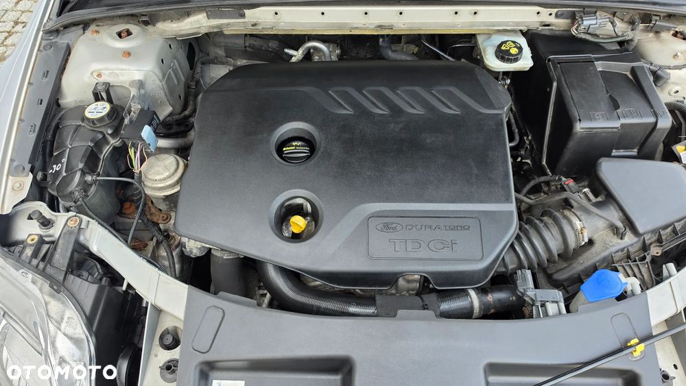 Ford Mondeo 1.6 TDCi ECOnetic Start-Stopp Trend - 16