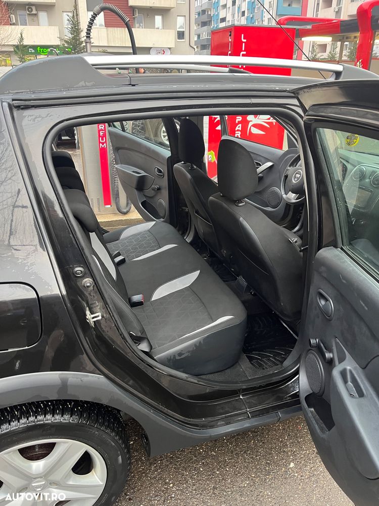 Dacia Sandero 0.9 Stepway - 4