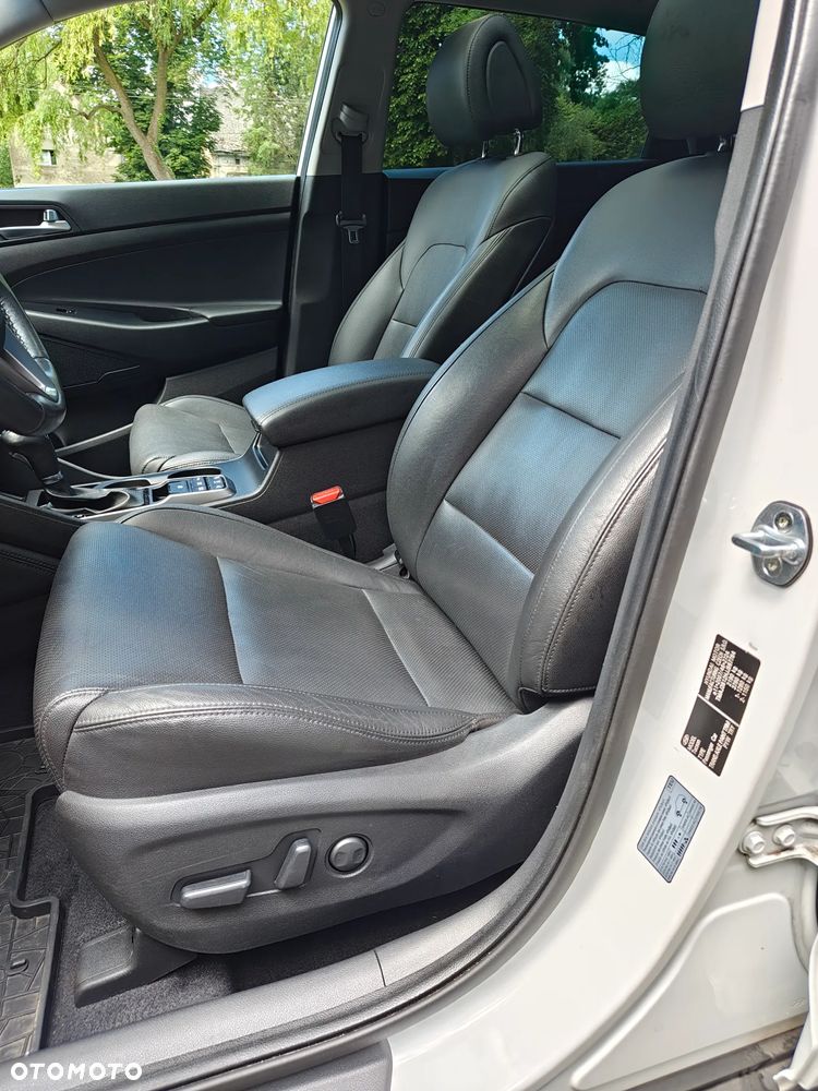 Hyundai Tucson 1.6 T-GDi Premium 4WD DCT - 16