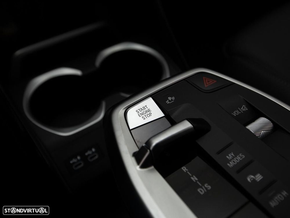 BMW X1 25 e xDrive Pack M - 24