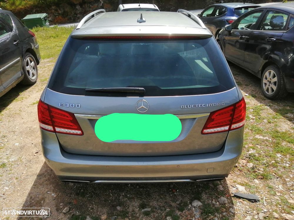 Mercedes-Benz E 300 Bluetec Hybrid Avantgarde - 5