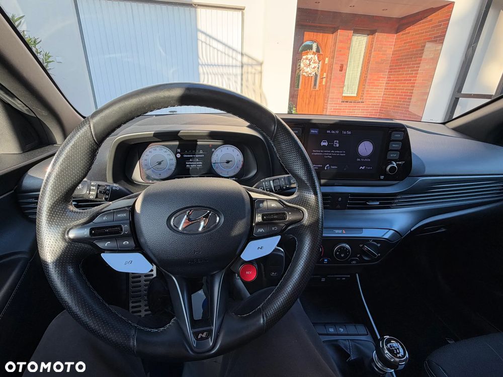 Hyundai i20 - 18