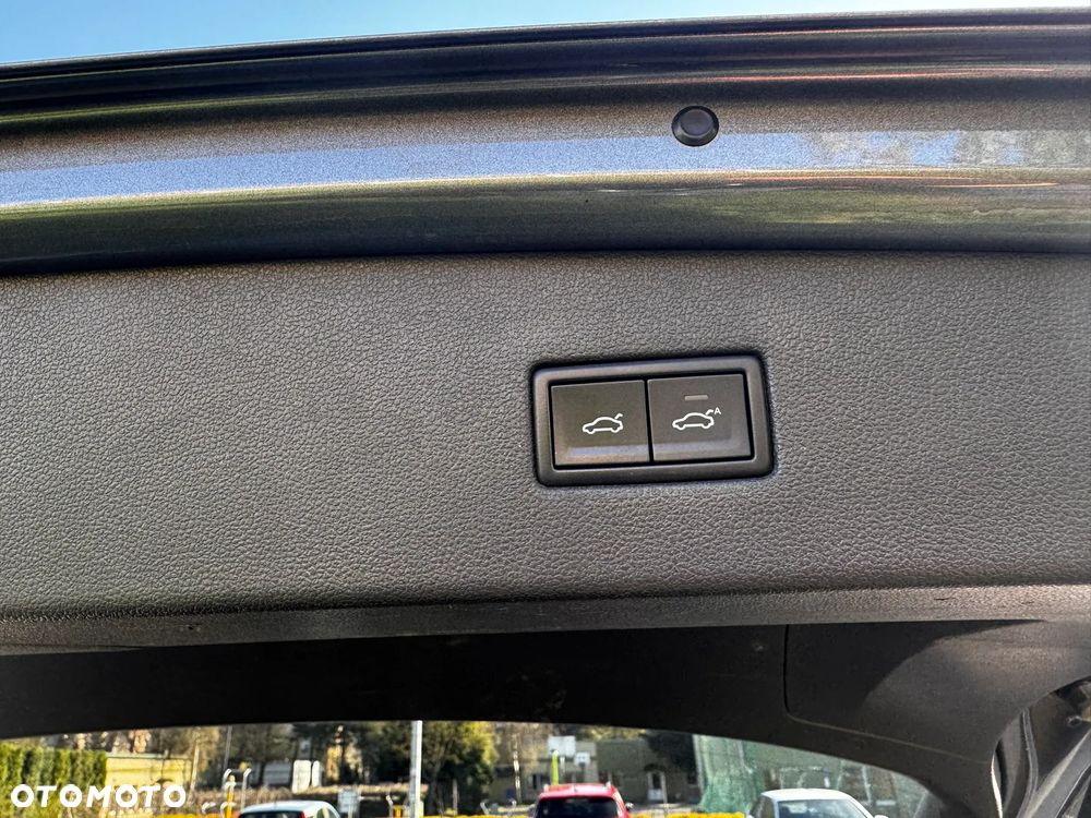 Volkswagen Tiguan - 14