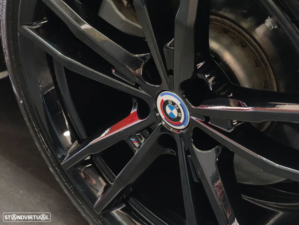 BMW 320 e Pack M Auto - 38