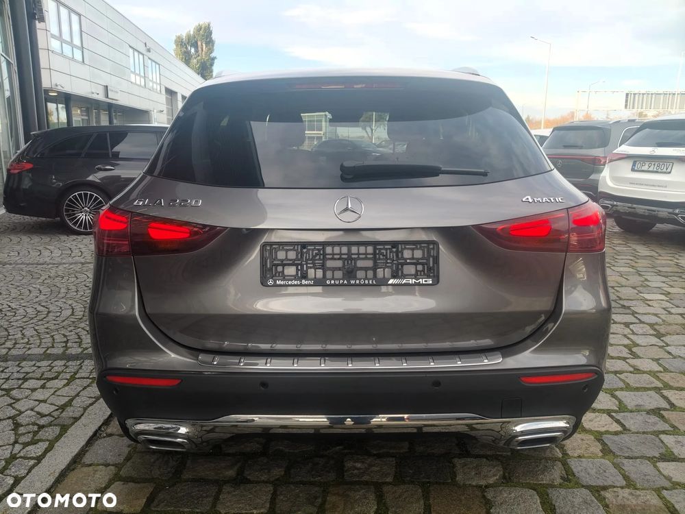 Mercedes-Benz GLA 220 mHEV 4-Matic Progressive 8G-DCT - 5