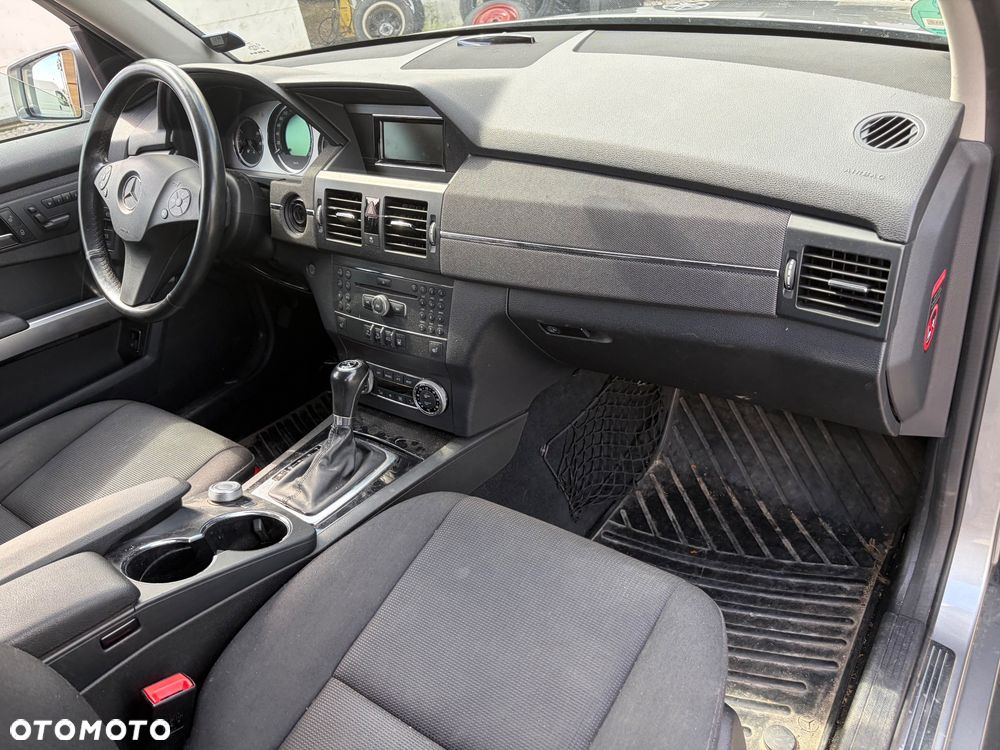 Mercedes-Benz GLK 350 CDI DPF 4Matic 7G-TRONIC SPORT EDITION - 31