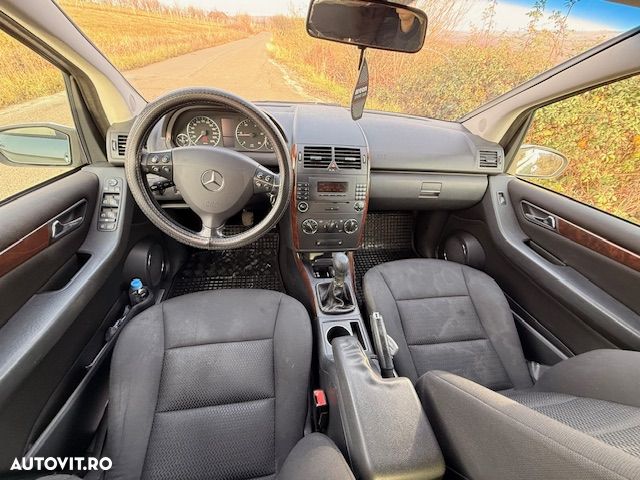 Mercedes-Benz A 180 CDI - 6