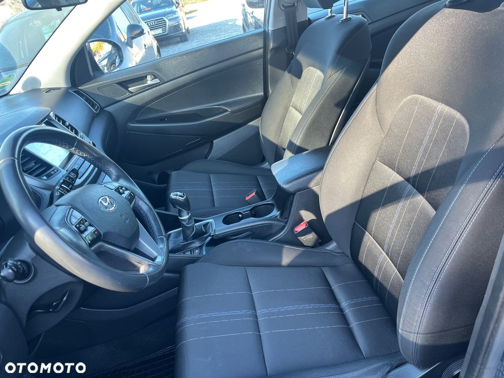 Hyundai Tucson 1.6 Turbo 2WD Navi - 23