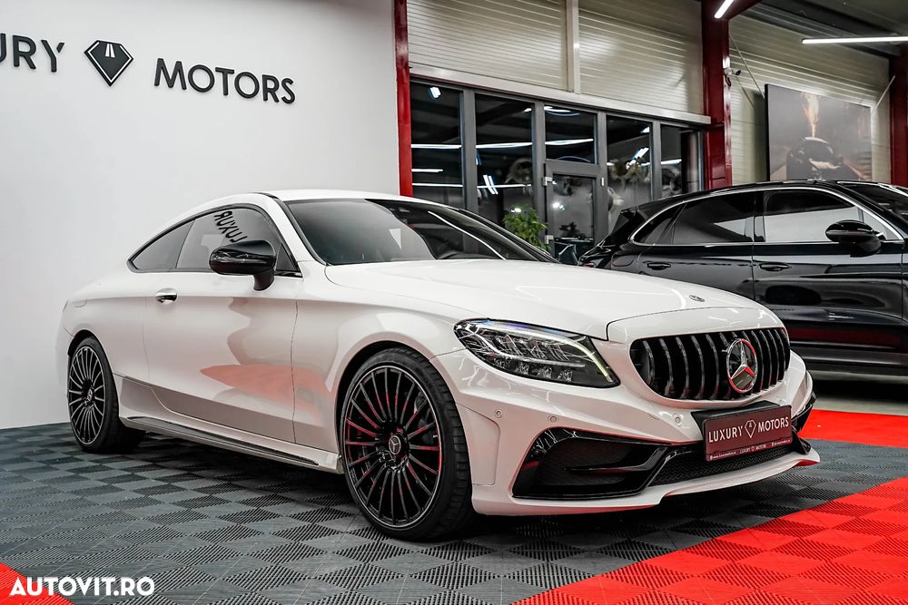 Mercedes-Benz C 220 d Coupe 9G-TRONIC AMG Line - 9