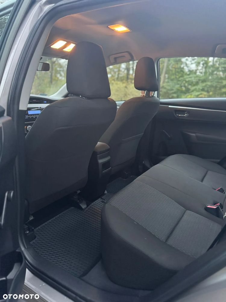 Toyota Corolla 1.6 Active - 11