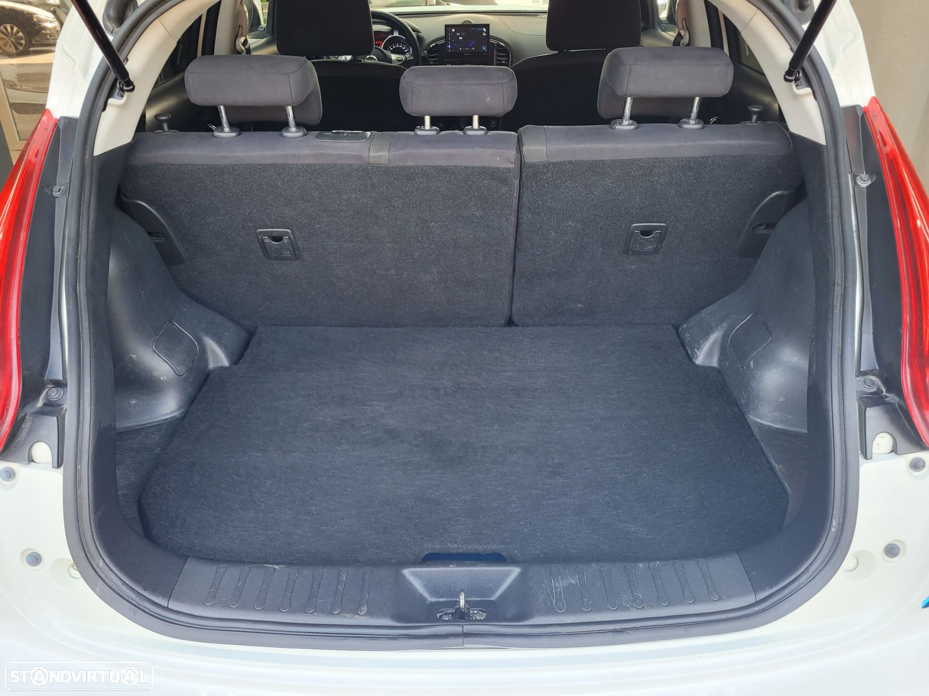 Nissan Juke 1.6 Eco Acenta Connect - 42