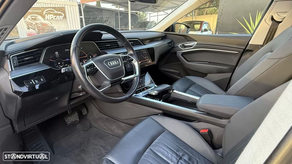 Audi e-tron - 17