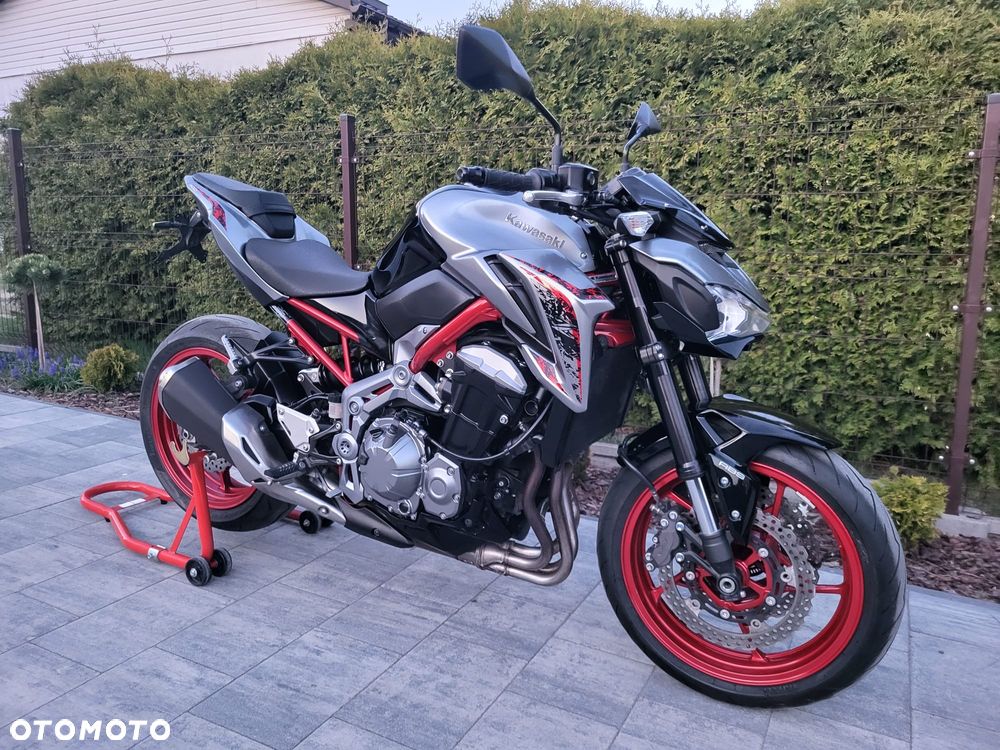 Kawasaki Z 900 - 8