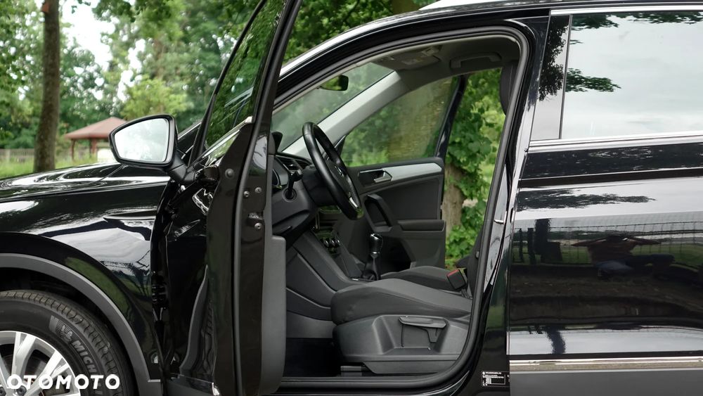 Volkswagen Tiguan - 6