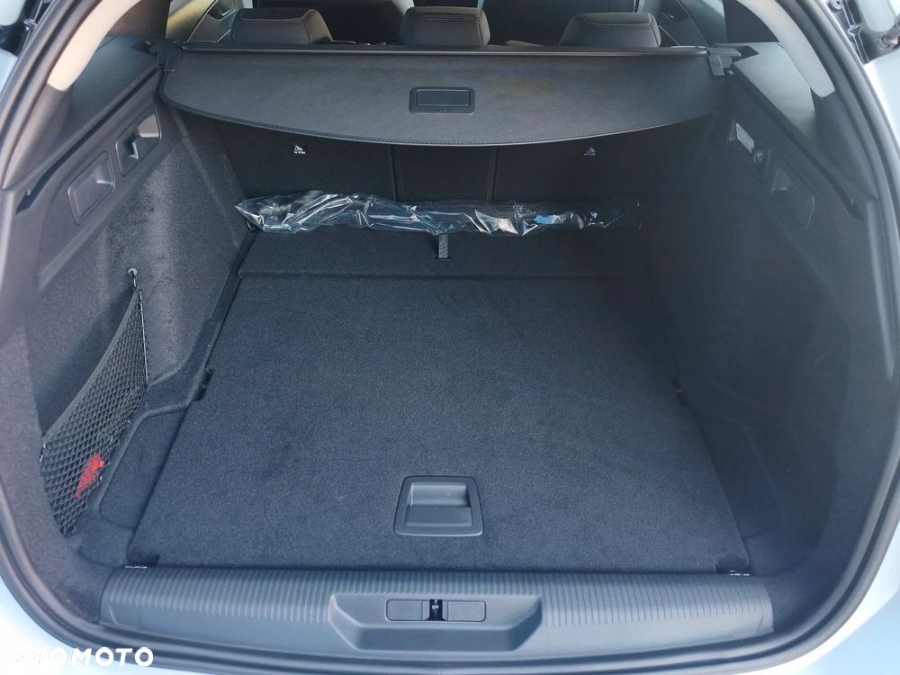 Peugeot 308 1.5 BlueHDi Allure S&S EAT8 - 10