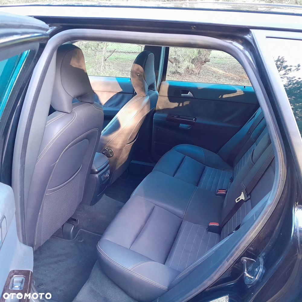 Volvo V50 2.0D DPF Momentum - 9