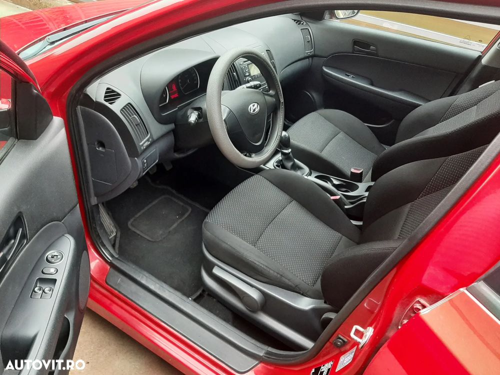 Hyundai i30 1.4 FIFA WM Edition - 6