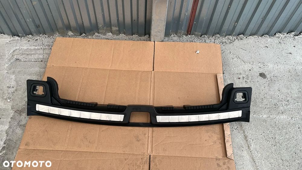 NAKŁADKA OSŁONA PASA TYLNEGO VOLVO XC60 II - 1