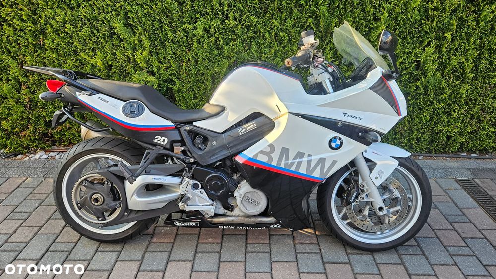 BMW F