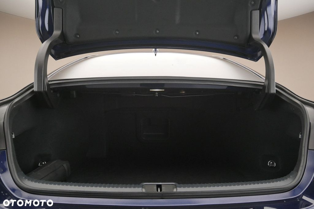 Lexus ES - 16