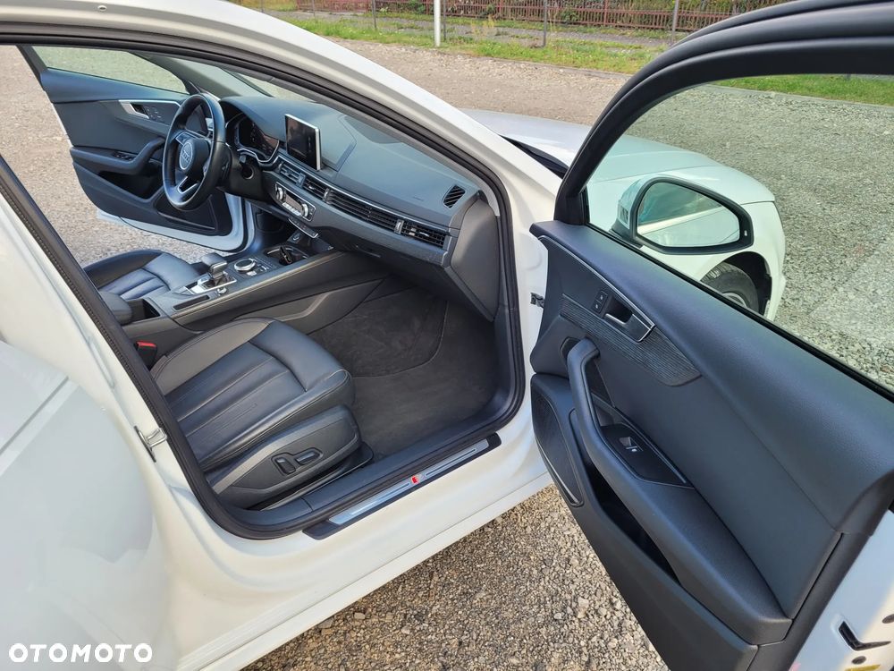 Audi A4 Limousine 2.0 TFSI ultra S tronic - 12