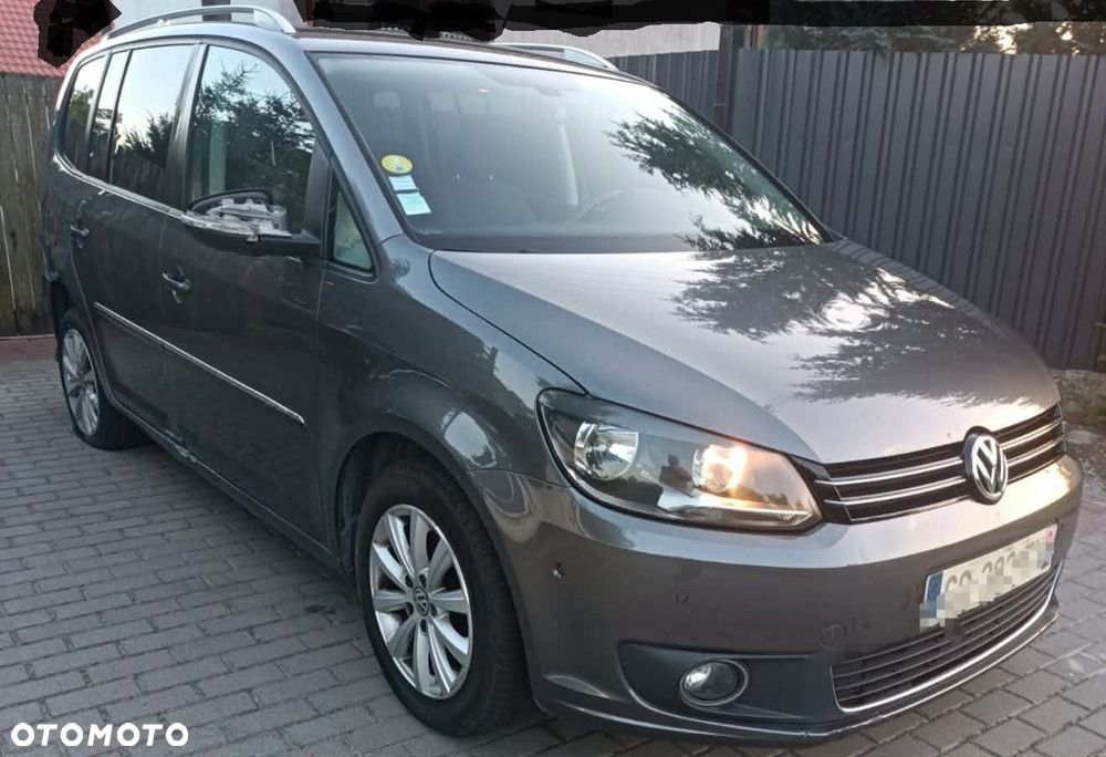 Volkswagen Touran - 1