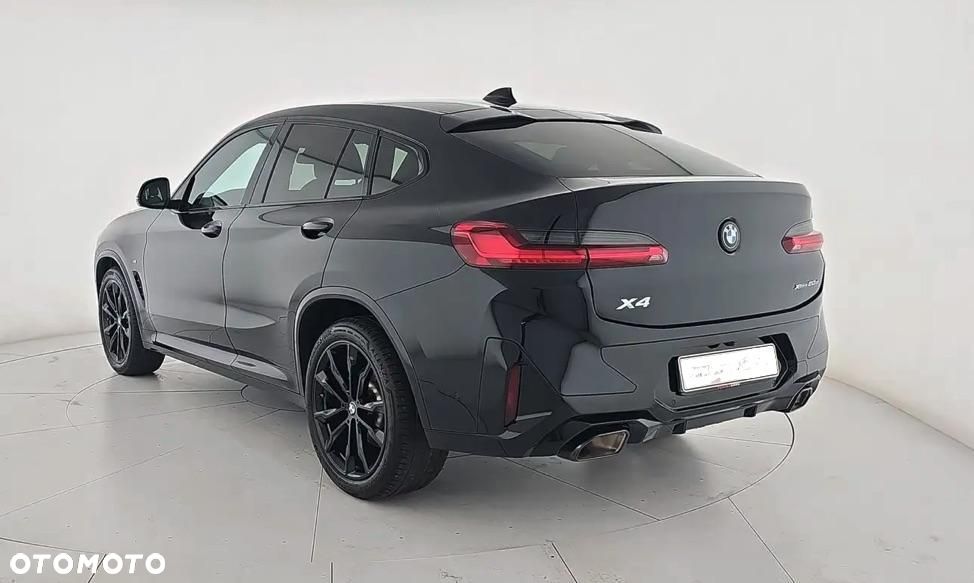 BMW X4 - 4