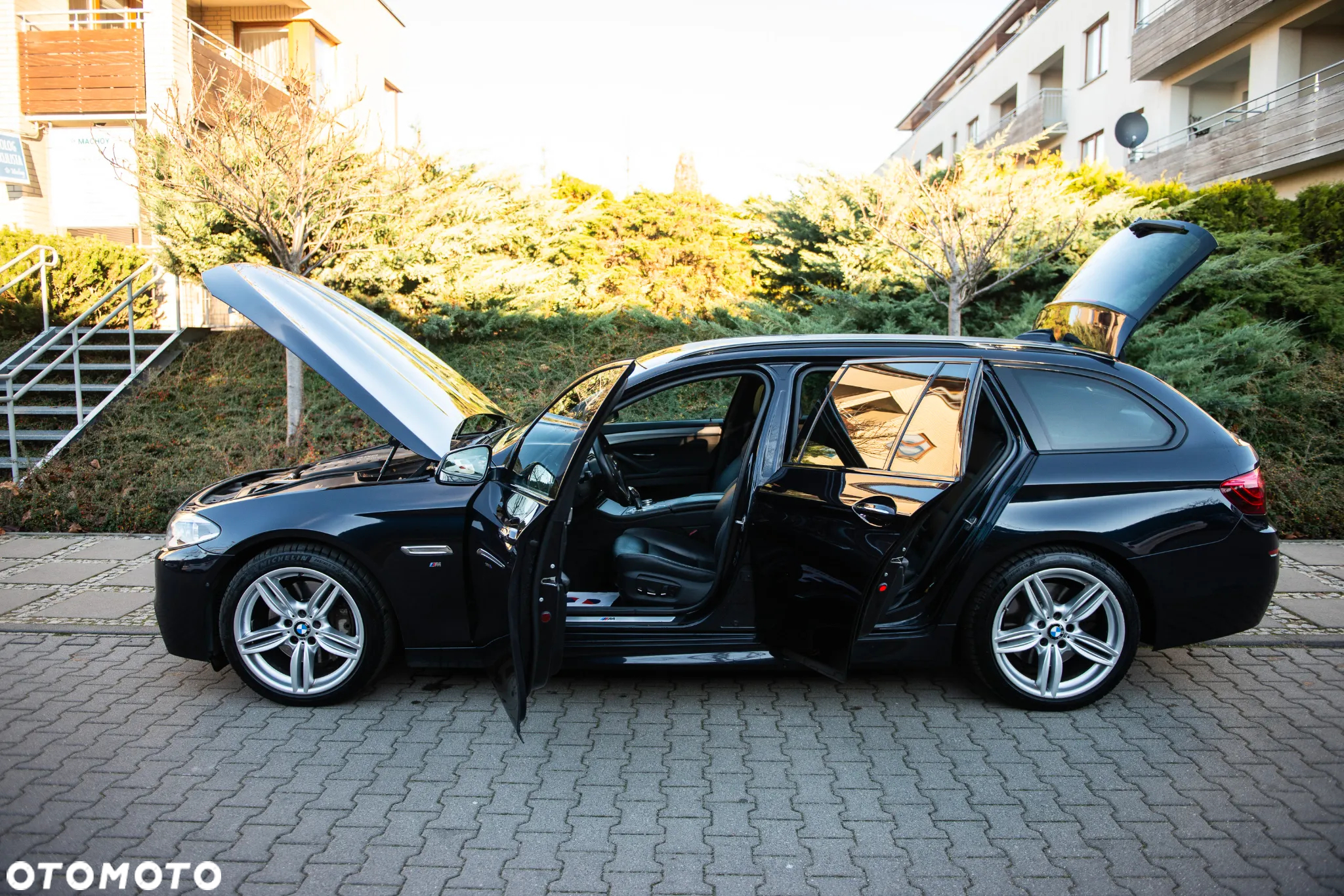 BMW Seria 5 530d Touring Blue Performance Sport-Aut - 11