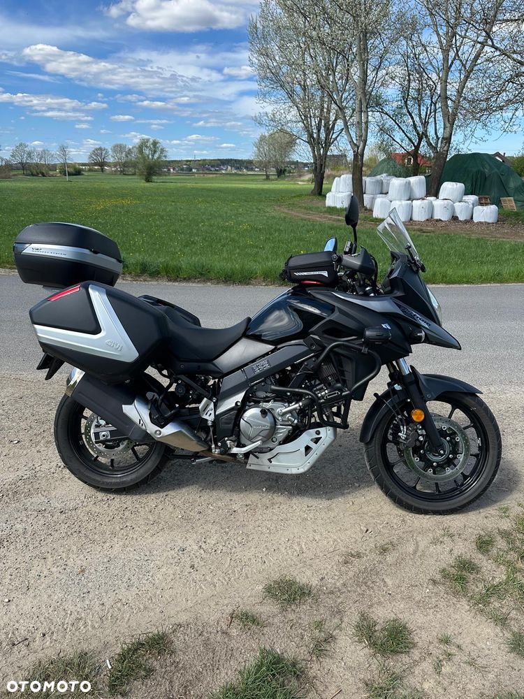 Suzuki V-STROM - 1