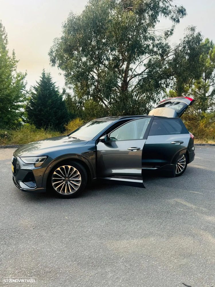 Audi e-tron 50 quattro S line - 14