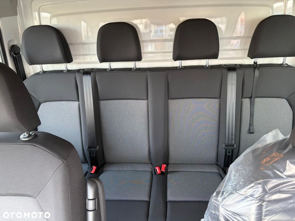 Volkswagen Crafter - 23