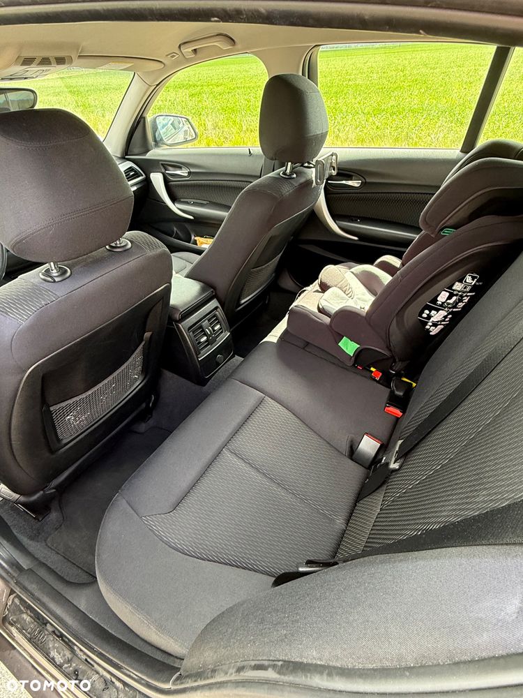 BMW Seria 1 120d xDrive BluePerformance - 14