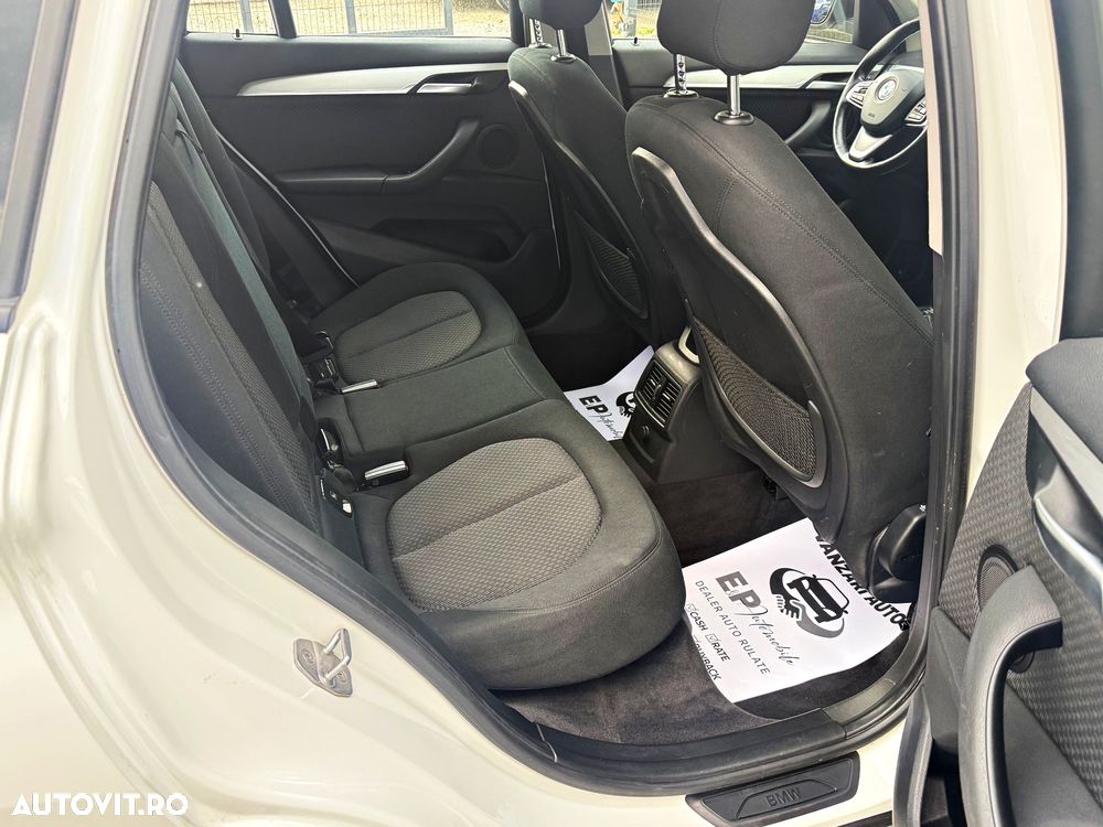 BMW X1 xDrive20i Aut. Advantage - 16