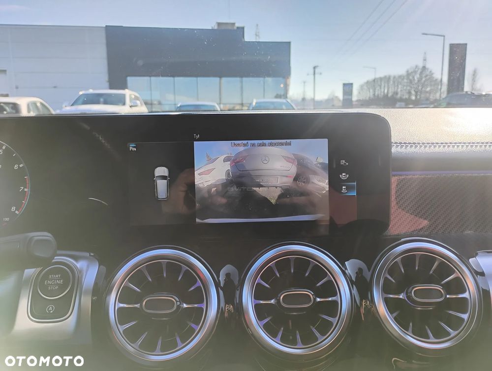 Mercedes-Benz GLB AMG 35 4-Matic - 20