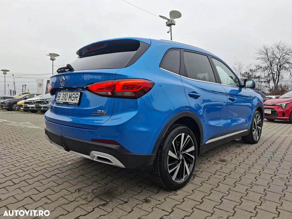 MG ZS HEV Hybrid+ Luxury - 4