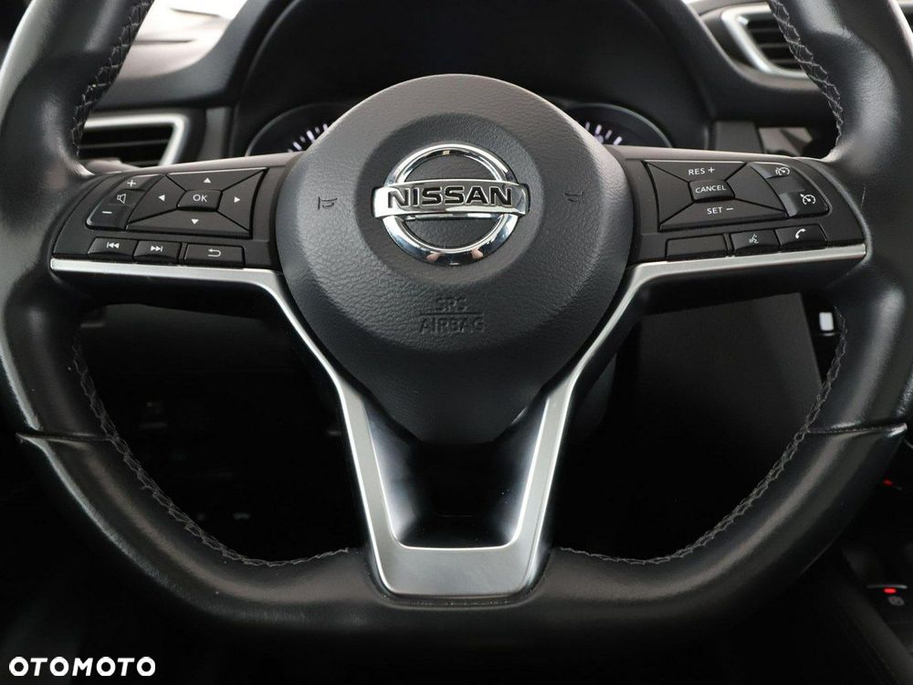 Nissan Qashqai 1.3 DIG-T DCT N-CONNECTA - 22