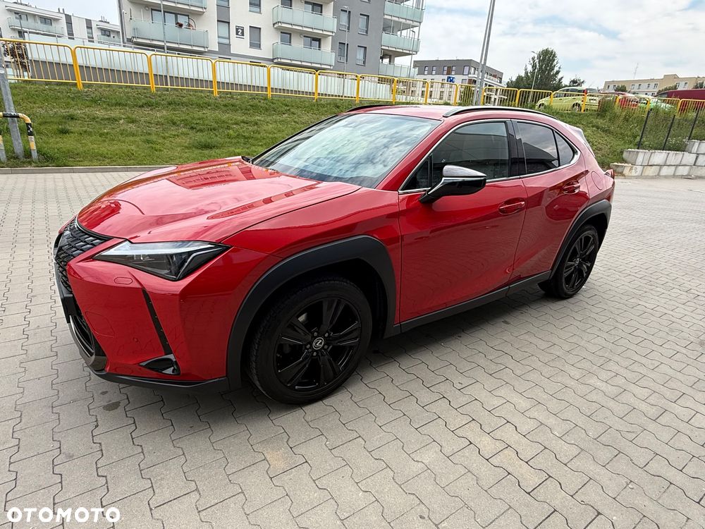 Lexus UX - 3