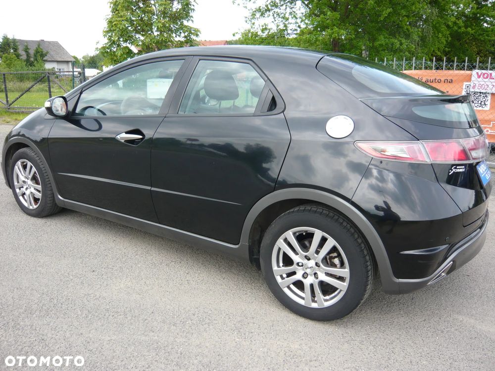 Honda Civic 1.4 i-VTEC - 8